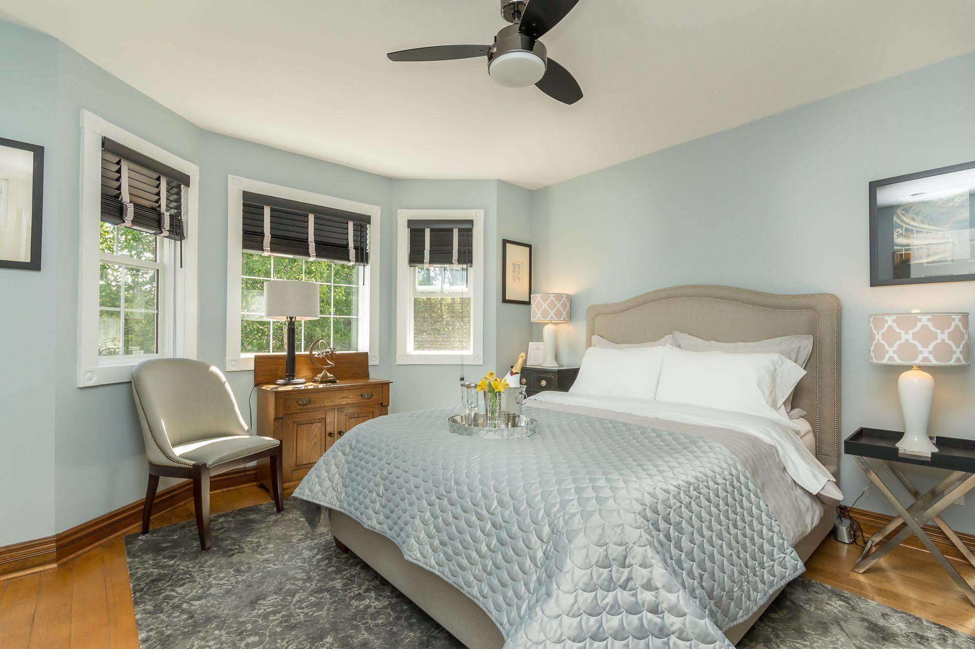 Craigleith Manor Bed & Breakfast Collingwood Eksteriør bilde